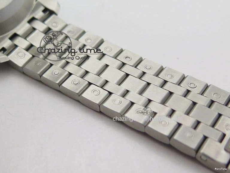 MIROTIME 0122 Minimalist Pilot Chrono 3777 43mm ZF 1:1 Best Edition Black Dial On SS Bracelet A 7364